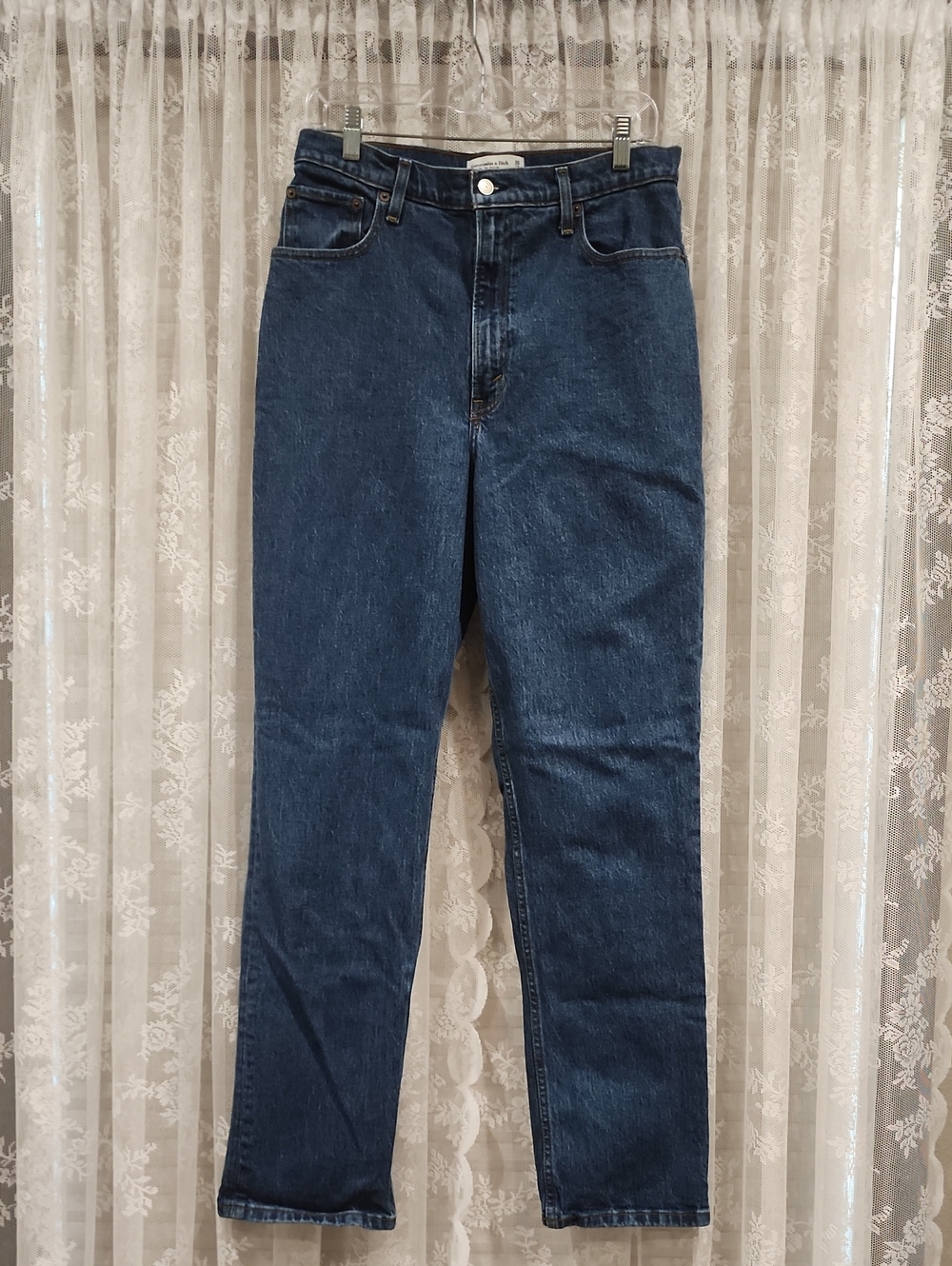 ABERCROMBIE CURVE LOVE "THE 90's STRAIGHT ULTRA HIGH RISE" JEANS (LONG)